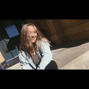 Meet your Posher, Jeni